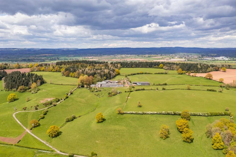67 Priorities When Looking for Land UK